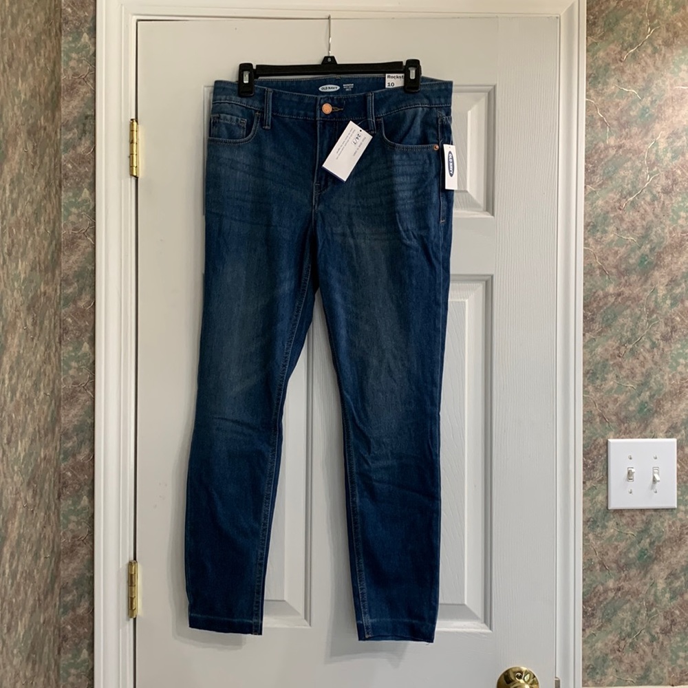 Old Navy Rockstar Super Skinny 24/7 Jeans. Size 10. NWT.